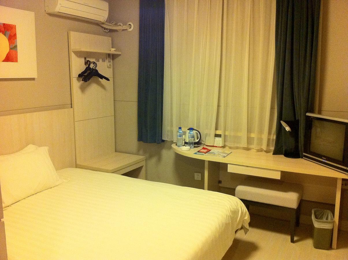 Jinjiang Inn Hohhot Gulou Bagian luar foto